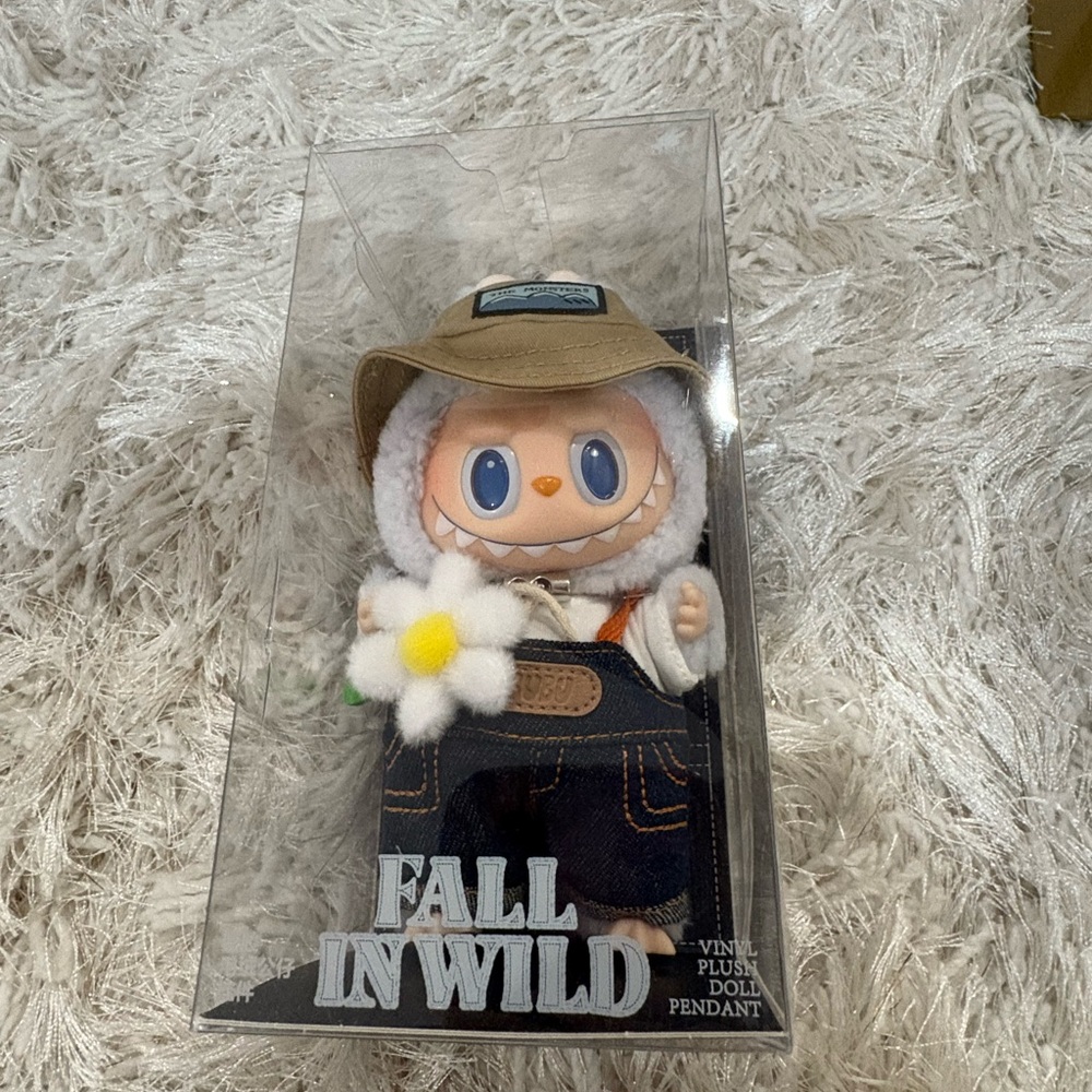 ✨Fall in Wild labubu✨